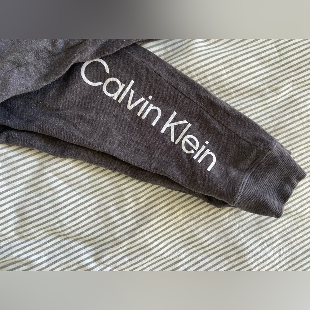 Calvin Klein Gray Jogger Sweatpants Size Small - Picture 2 of 3